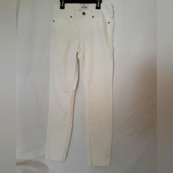 Jordache {2Pair} Size 4 Nice! Like New - Picture 6 of 15